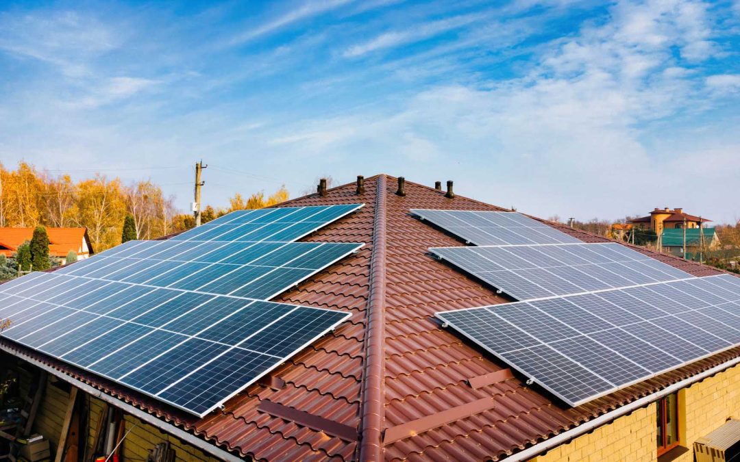 Here’s What You Should Know Before Going Solar in 2024